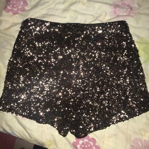 Short black/gold sequin 🌟✨ used like NEW